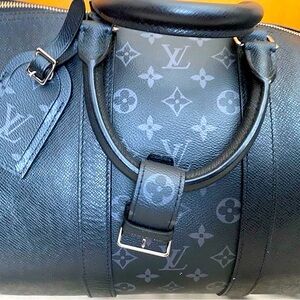 Louis Vuitton Black Monogram Eclipse Bandouliere 50